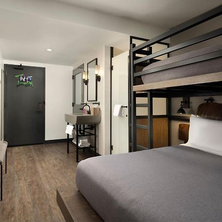 Moxy Chicago Downtown Hotel Eksteriør billede